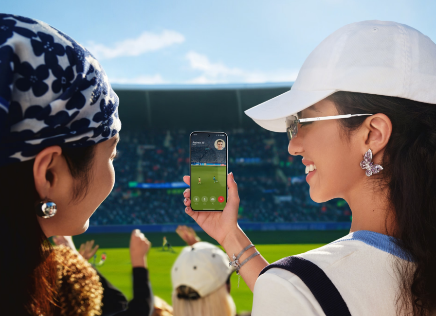 3.5× Telephoto Camera